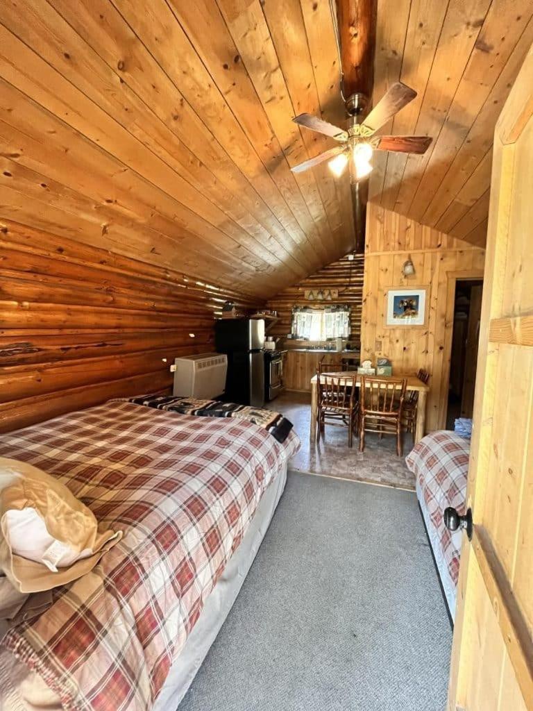 Silver Gate Lodging Cooke City Ngoại thất bức ảnh