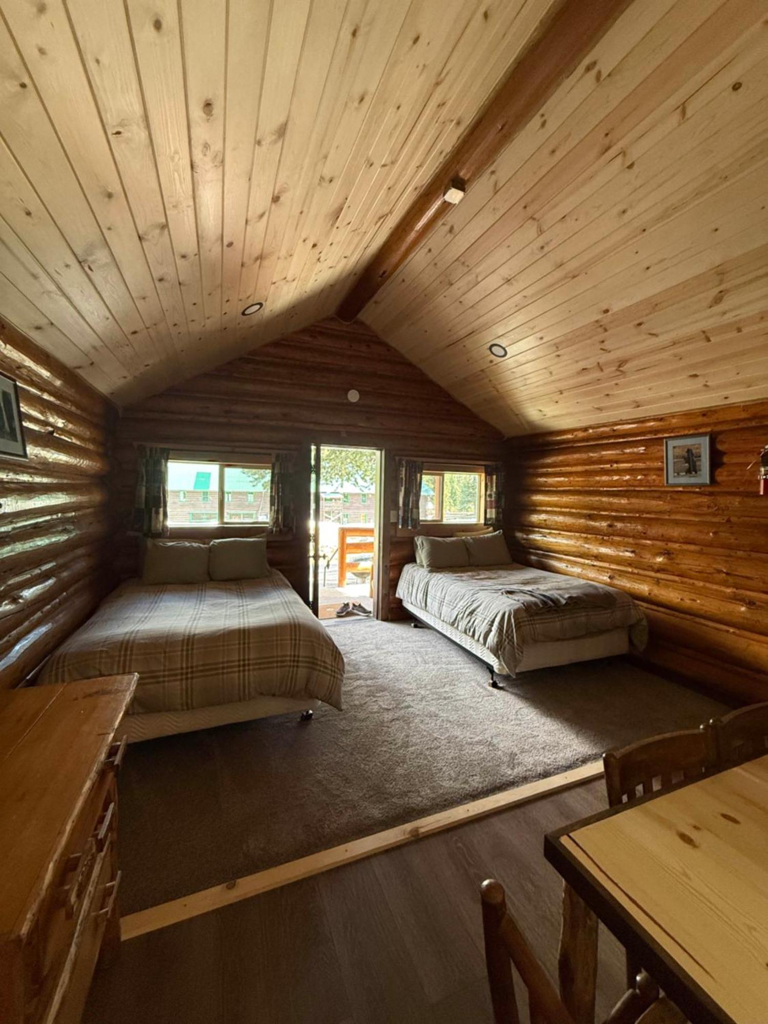 Silver Gate Lodging Cooke City Ngoại thất bức ảnh