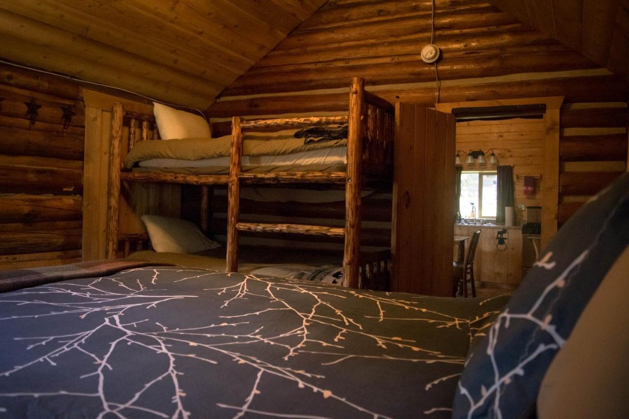 Silver Gate Lodging Cooke City Ngoại thất bức ảnh